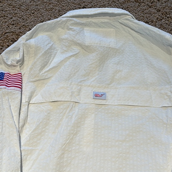 Vineyard Vines American Flag Shirt Cover Up - Picture 8 of 9